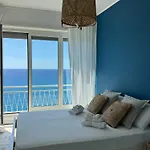 Sally's - Casa Blu 산레모