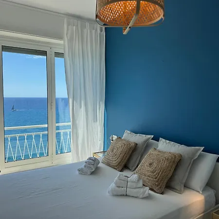Sally's - Casa Blu * San Remo